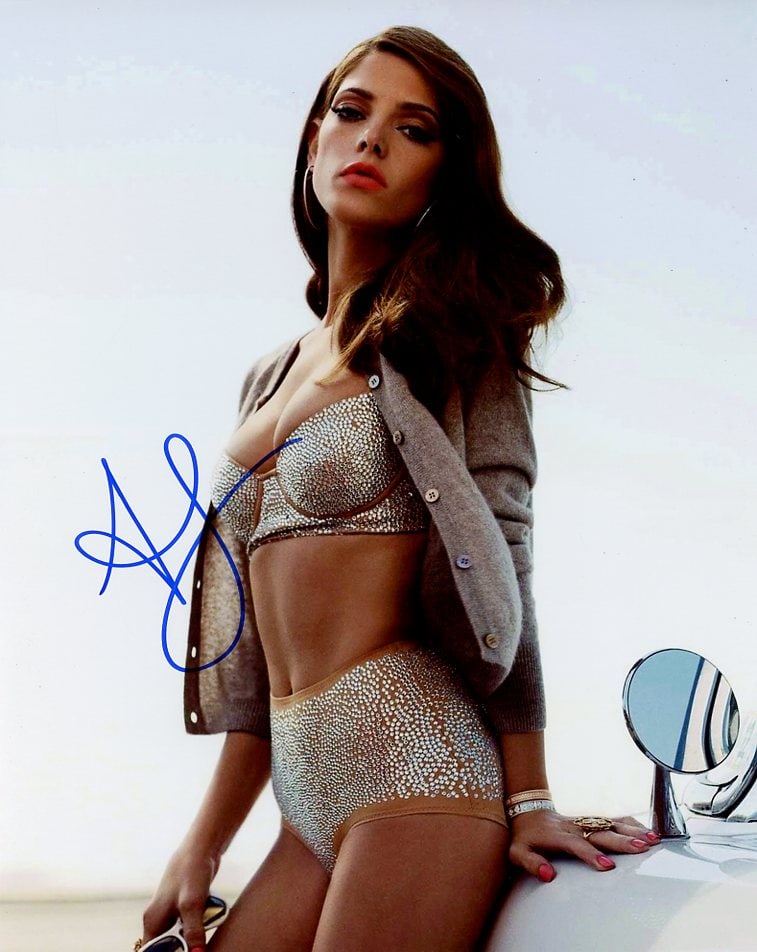 Ashley Greene TWILIGHT / THE APPARITION In Person Signed Photo (1 of 1)