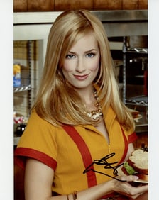 Beth Behrs 2 BROKE GIRLS In Person Signed Photo