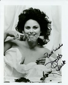 Delta Burke DELTA / DROP DEAD DIVA Signed Photo