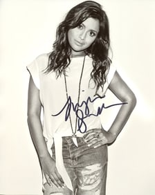 Tiya Sicar ALEX INC / 17 AGAIN In Person Signed Photo