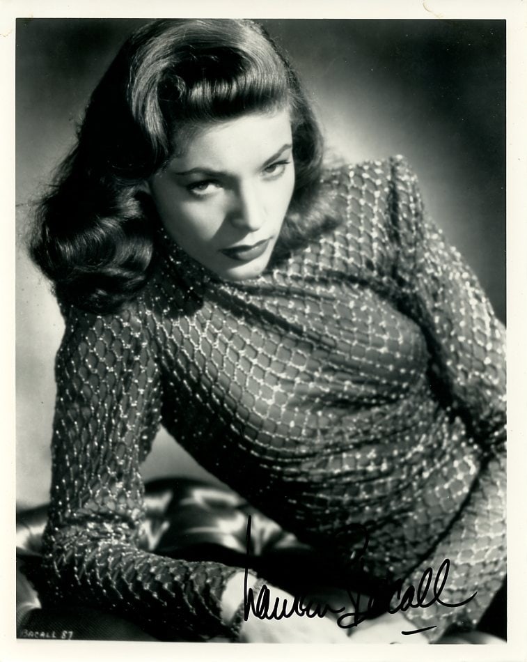 Lauren Bacall (1924-2014) THE FORGER / BIG SLEEP Signed Photo (1 of 1)
