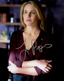 Leah Pipes THE ORIGINALS In Person Signed Photo