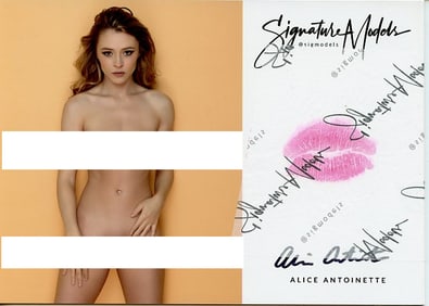 Alice Antoinette PLAYBOY KISS CARD In Person Signed Photo
