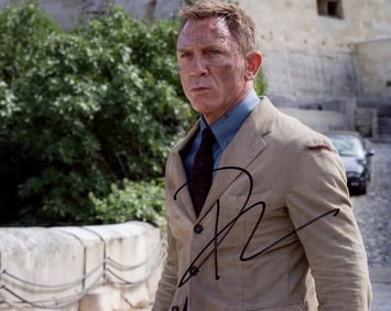 Daniel Craig NO TIME TO DIE In Person Signed Photo