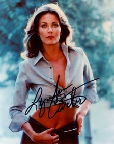 Lynda Carter WONDER WOMAN / BEAUTIFUL In Person Signed Photo