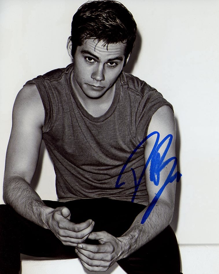 Dylan O'Brien TEEN WOLF / MAZE RUNNER In Person Signed Photo (1 of 1)