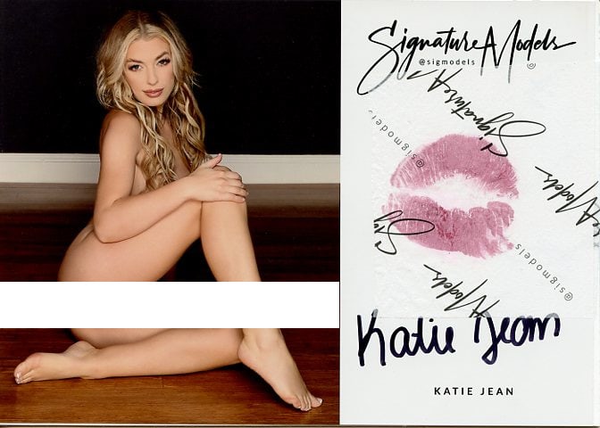 Katie Jean PLAYBOY KISS CARD In Person Signed Photo: Photo size is 5x7. PRIVATE SIGNING. Katie Jean in person signed photo and kiss card. Playboy Model. 5x7 Color In Person signed very sexy portrait. She added a lip print. This item was signed at an EXC