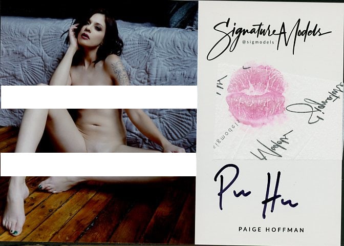 Paige Hoffman PLAYBOY / PENTHOUSE CARD In Person Signed Photo: Photo size is 5x7. PRIVATE SIGNING. Paige Hoffman in person signed photo and kiss card. Playboy and Penthouse Model. 5x7 Color In Person signed very sexy portrait. She added a lip print. This item was
