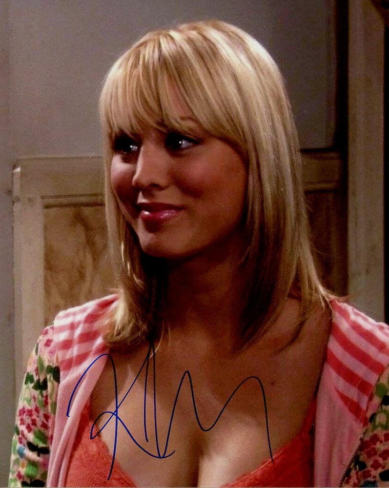 Kaley Cuoco BIG BANG THEORY In Person Signed Photo (1 of 1)