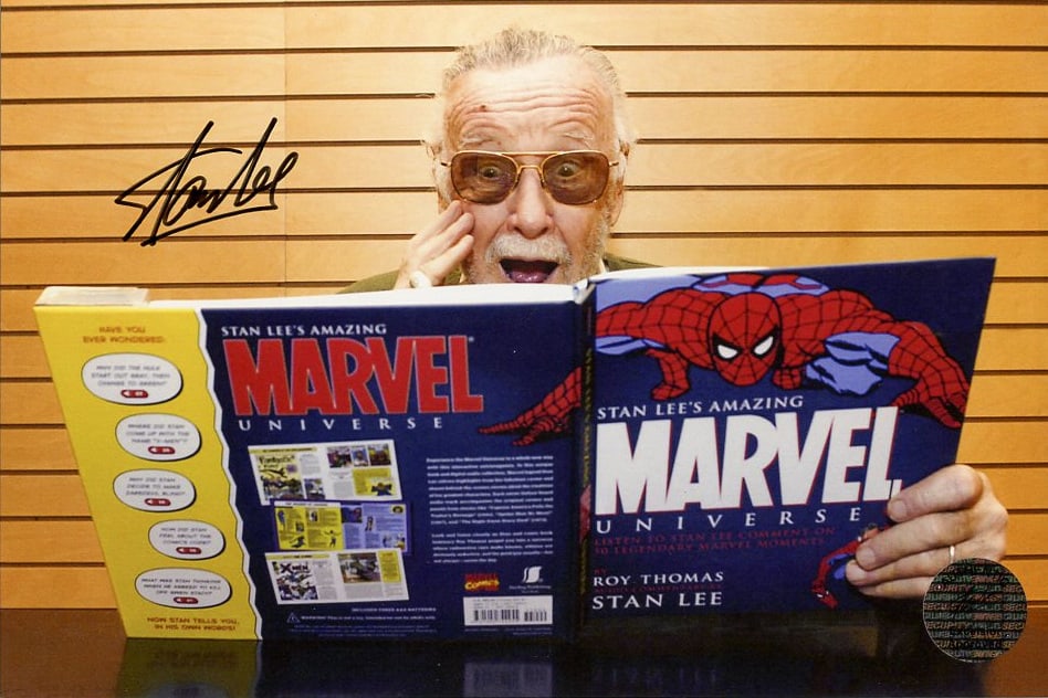 Stan Lee (1992-2018) MARVEL GENIUS In Person Signed Photo (1 of 1)
