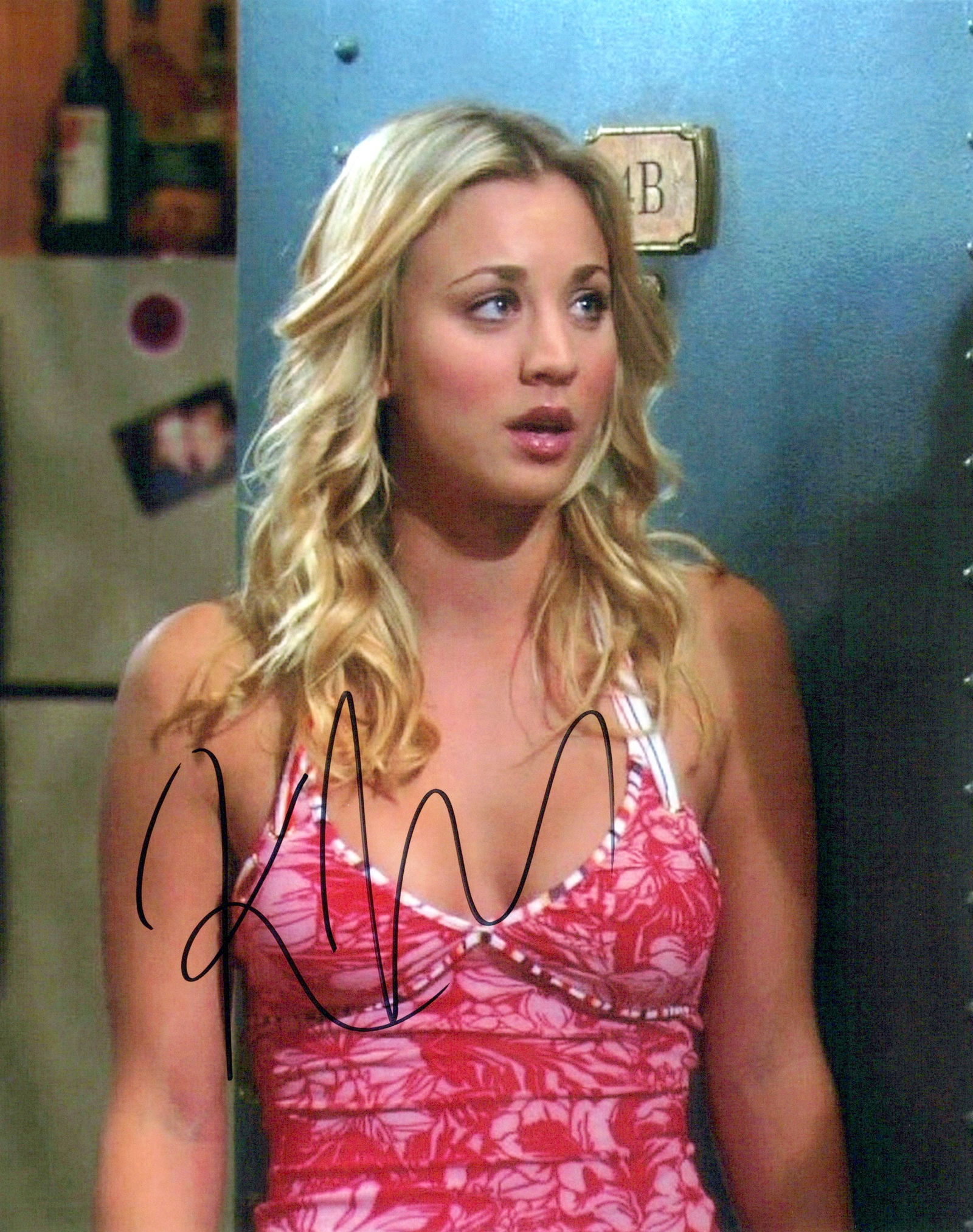 Kaley Cuoco BIG BANG THEORY In Person Signed Photo (1 of 1)