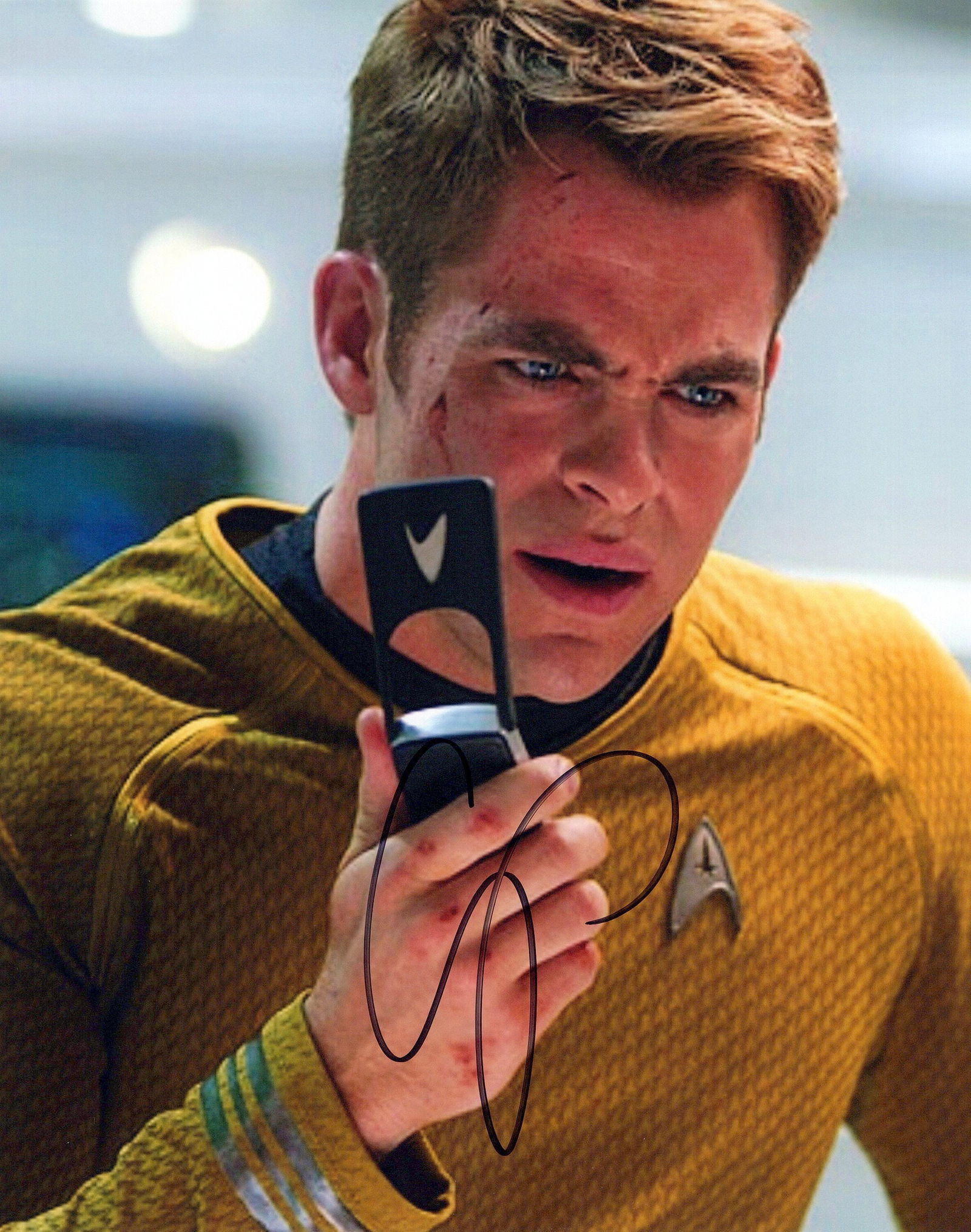 Chris Pine STAR TREK In Person Signed Photo (1 of 1)