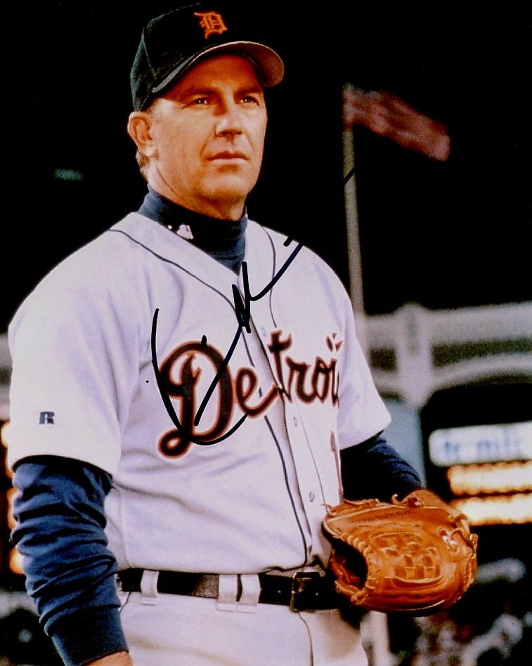 Kevin Costner FIELD OF DREAMS In Person Signed Photo (1 of 1)