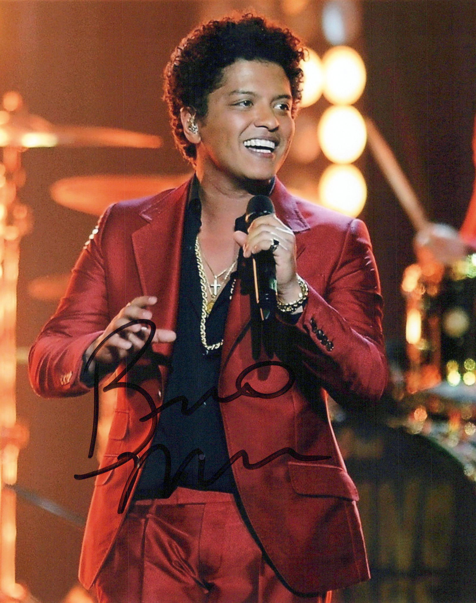 Bruno Mars MUSICIAN In Person Signed Photo (1 of 1)