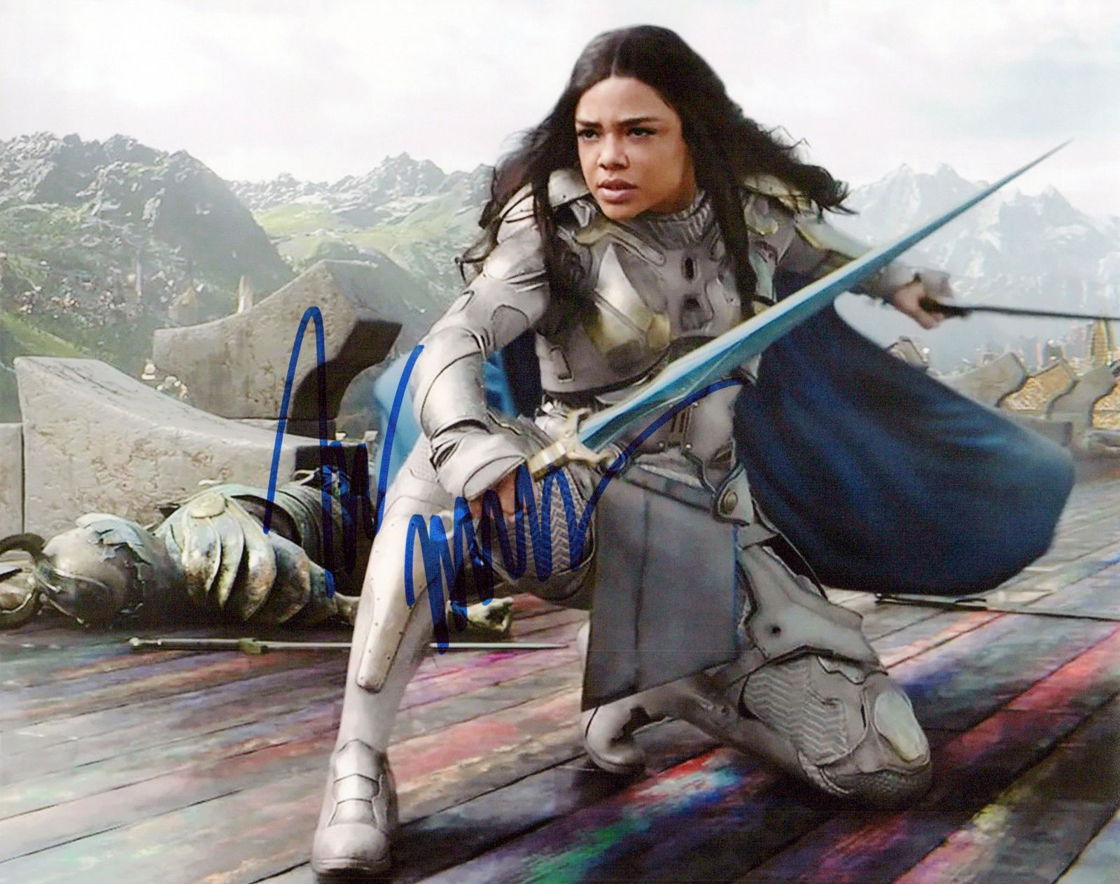 Tessa Thompson THOR RAGNAROK In Person Signed Photo (1 of 1)