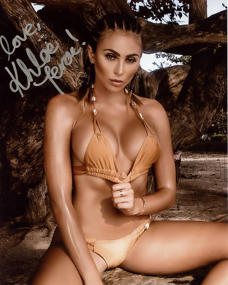 Khloe Terae PLAYBOY In Person Signed Photo: Photo size is 8x10. PRIVATE SIGNING. Khloe Terae is best known as a Model. Glamour model who has been named Playmate of the Month by Play boy magazine Mexico and South Africa in 2013. She was later na