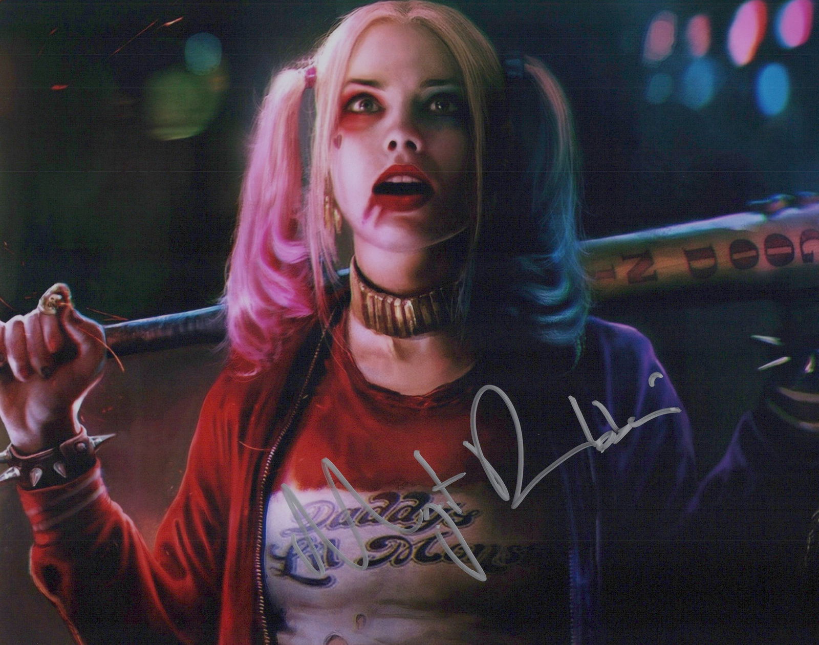 Margot Robbie (metalic photo) SUICIDE SQUAD In Person Signed Photo (1 of 1)