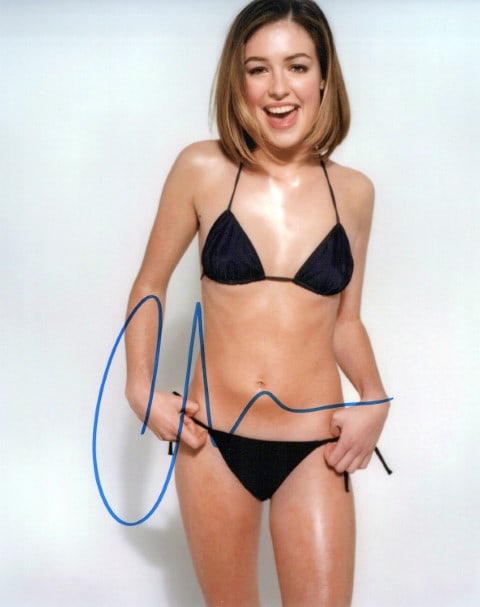 Cat Deeley DANCE / LIFES TOO SHORT In Person Signed Photo: Photo size is 8x10. Cat Deeley in person signed photo. Cat Deeley has done such TV and movies as SO YOU THINK YOU CAN DANCE, LIFE'S TOO SHORT, and DEADBEAT
