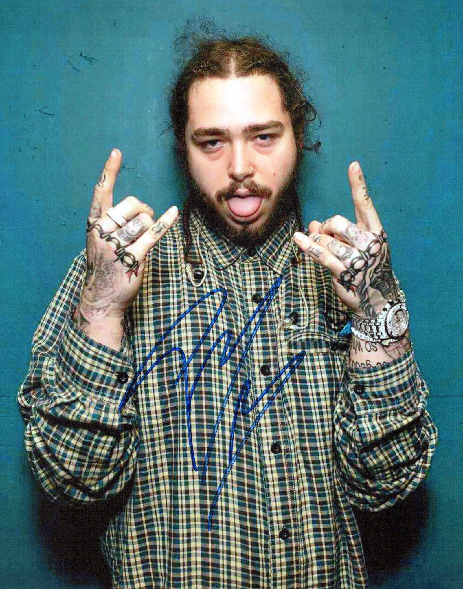 Post Malone MUSICIAN In Person Signeded Photo: Photo size is 8x10. Post Malone in person signed autographed photo. Austin Richard Post, known professionally as Post Malone, is an American rapper, singer, songwriter, and record producer. Known for 