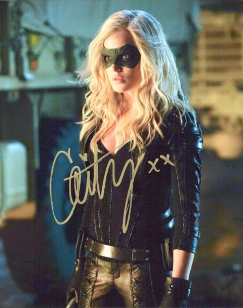 Caity Lotz ARROW In Person Signed Photo (1 of 1)