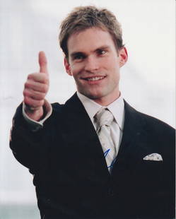 Sean William Scott AMERICAN WEDDING In Person Signed Photo: Photo size is 8x10. Sean William Scott in person signed photo from the movie AMERICAN WEDDING. Sean William Scott as the character Steve Stifler.