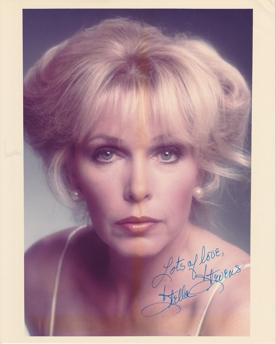 Stella Stevens (1938-2023) POSEIDON ADVENTURE /  NUTTY PROF. In Person Signed Photo (1 of 1)
