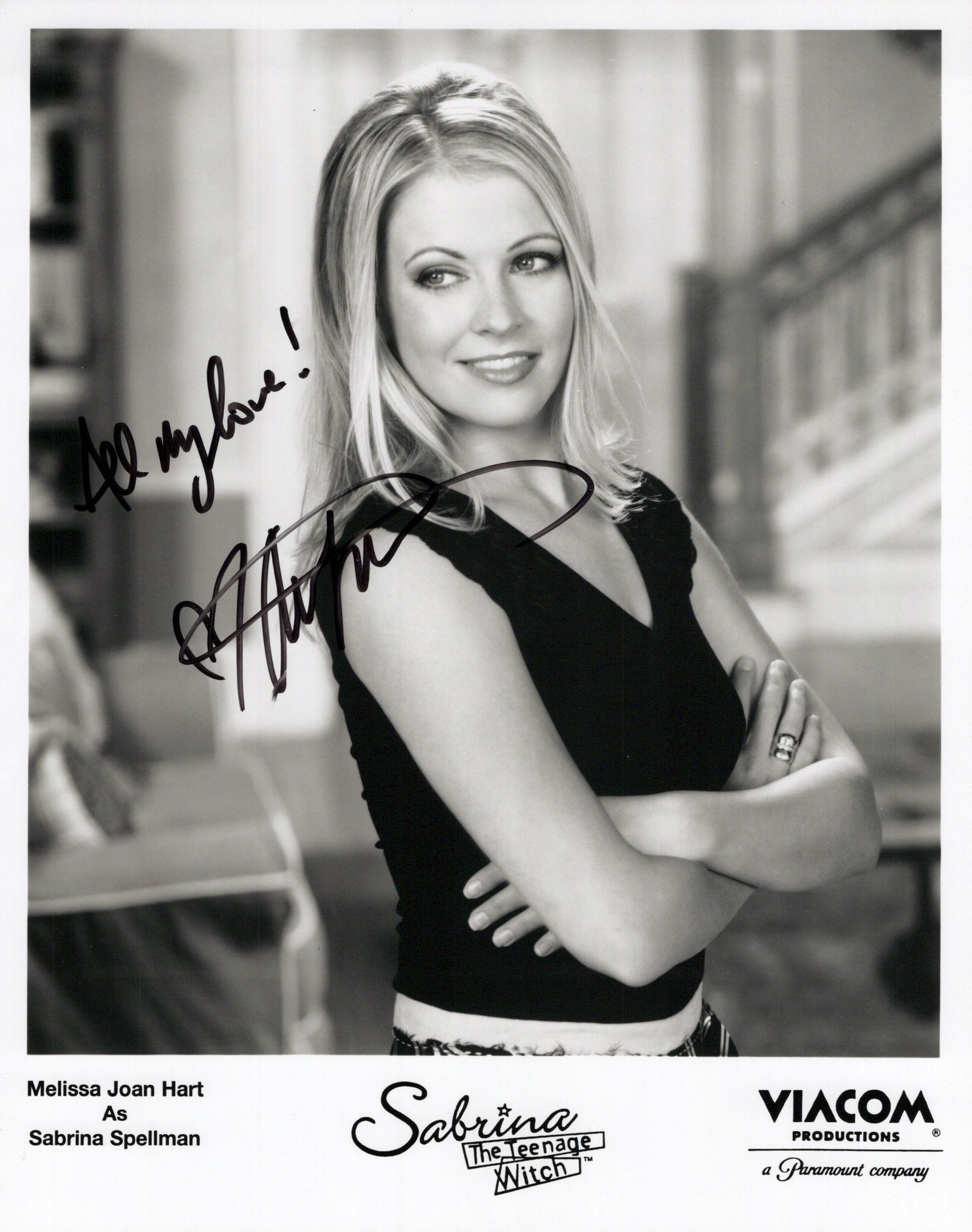 Melissa Joan Hart SABRINA TEENAGE WITCH Signed Photo (1 of 1)