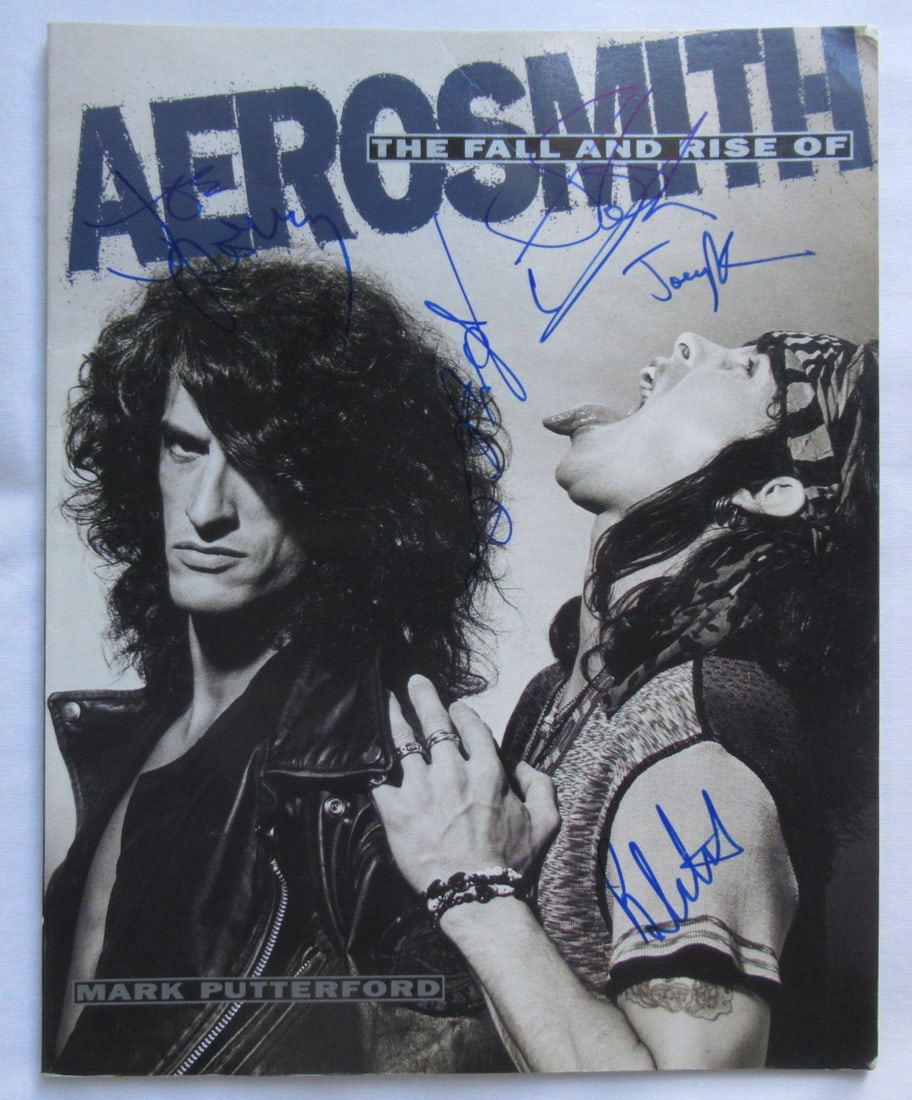 AREOSMITH Tyler / Perry / Hamilton / Kramer / Whitford Signed Book (1 of 7)