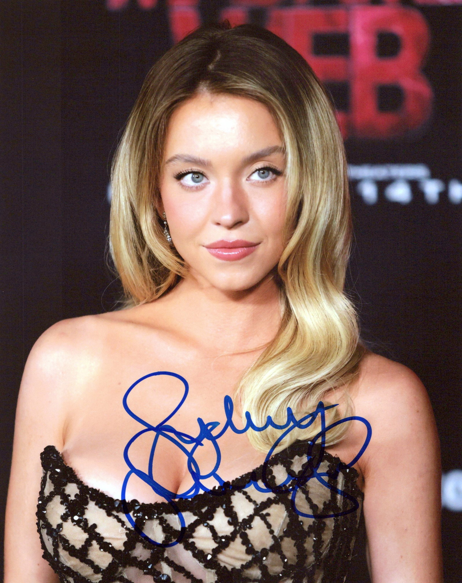 Sydney Sweeny EUPHORIA / WHITE LOTUS In Person Signed Photo (1 of 1)