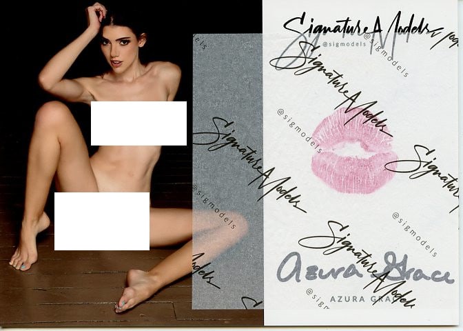 Azura Grace LIP PRINT KISS CARD In Person Signed Photo: Photo Size is 5x7. PRIVATE SIGNING. Azura Grace popular glamour model in person signed sexy nude portrait. She has also added a lip print. This was signed at an exclusive signing and photo shoot done 
