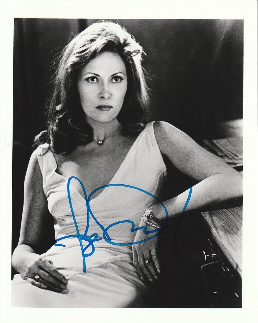 Faye Dunaway BONNIE AND CLYDE / CHINATOWN In Person Signed Photo (1 of 1)