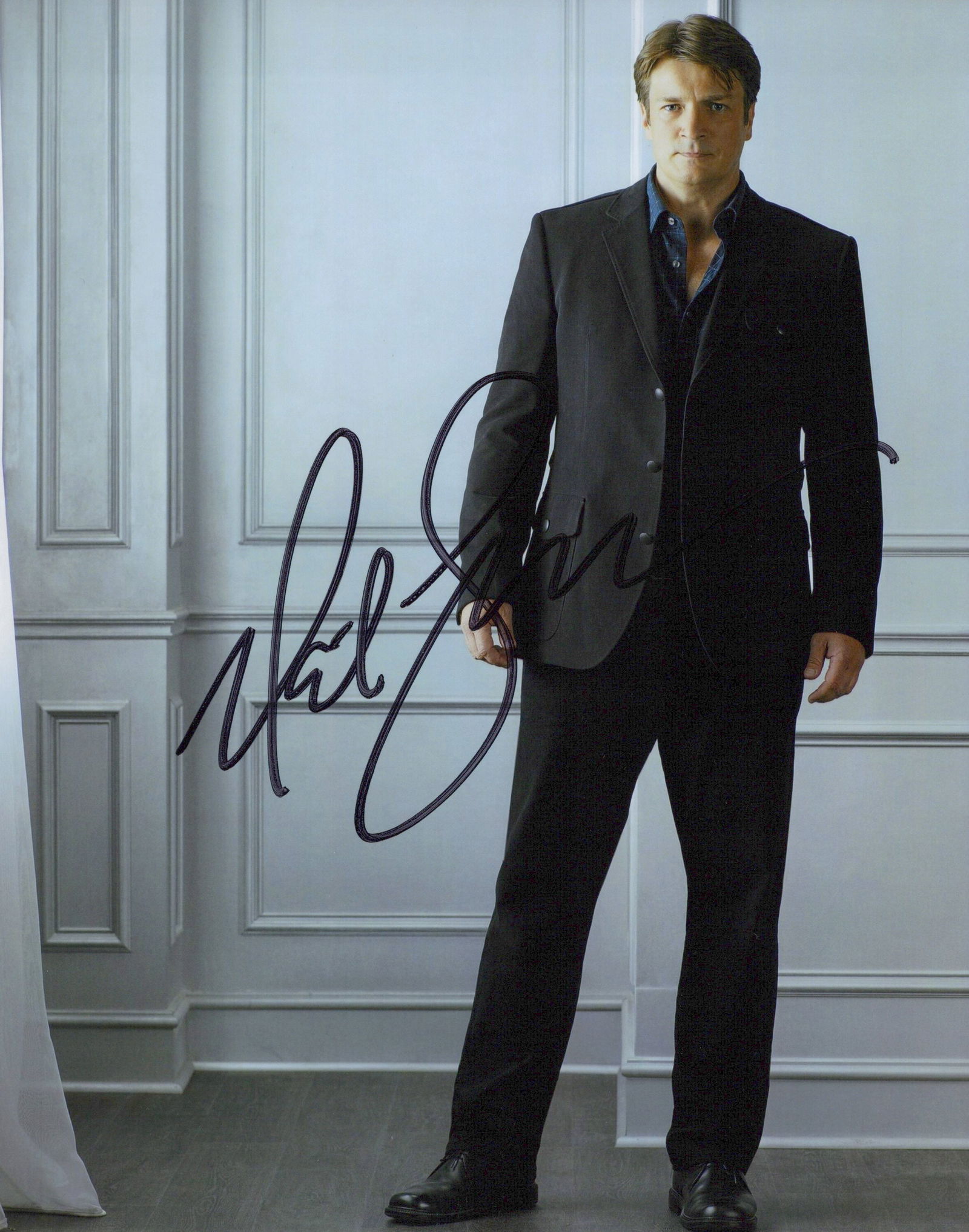 Nathan Fillion CASTLE In Person Signed Photo (1 of 1)