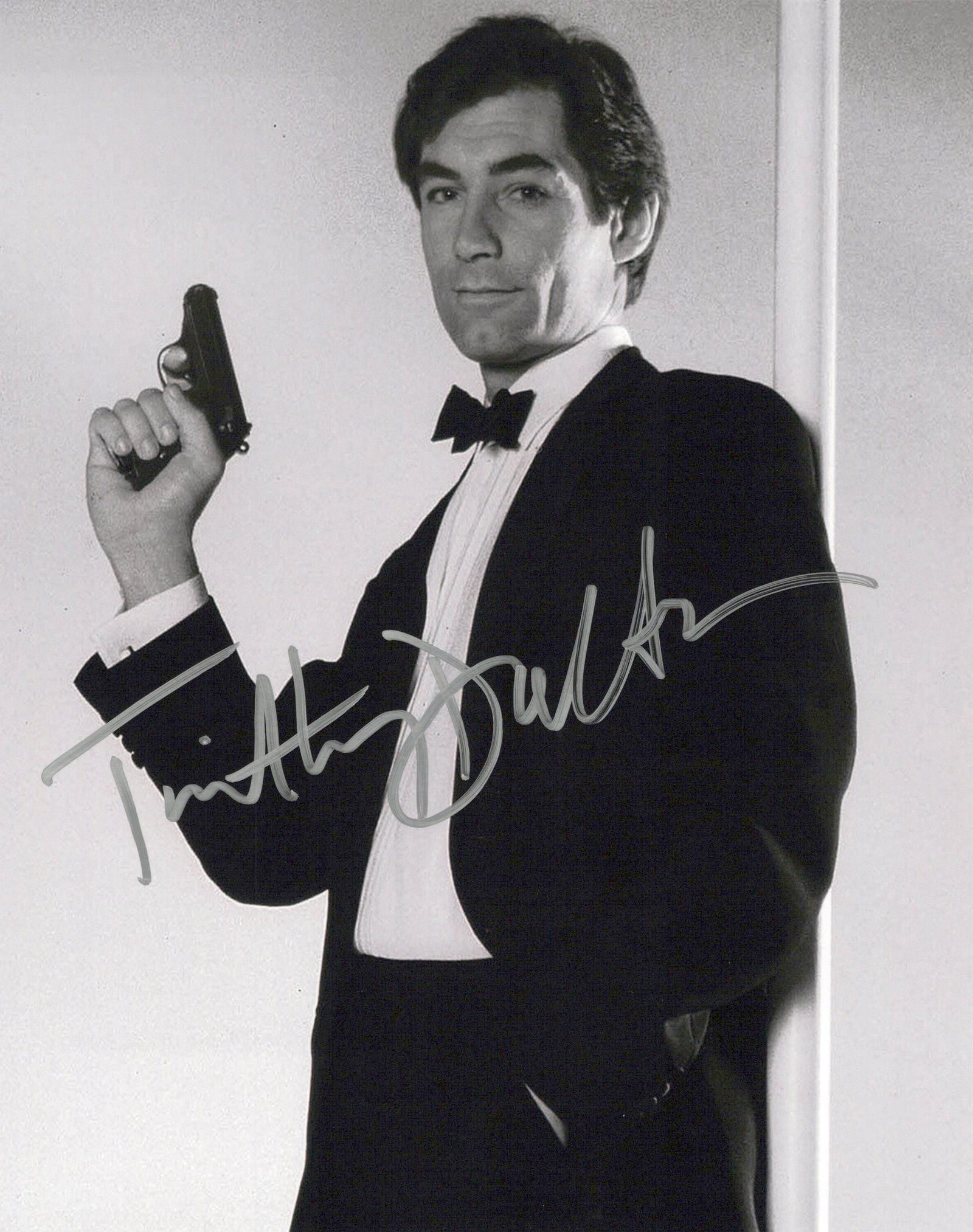 Timothy Dalton / James Bond LICENSE TO KILL In Person Signed Photo (1 of 1)