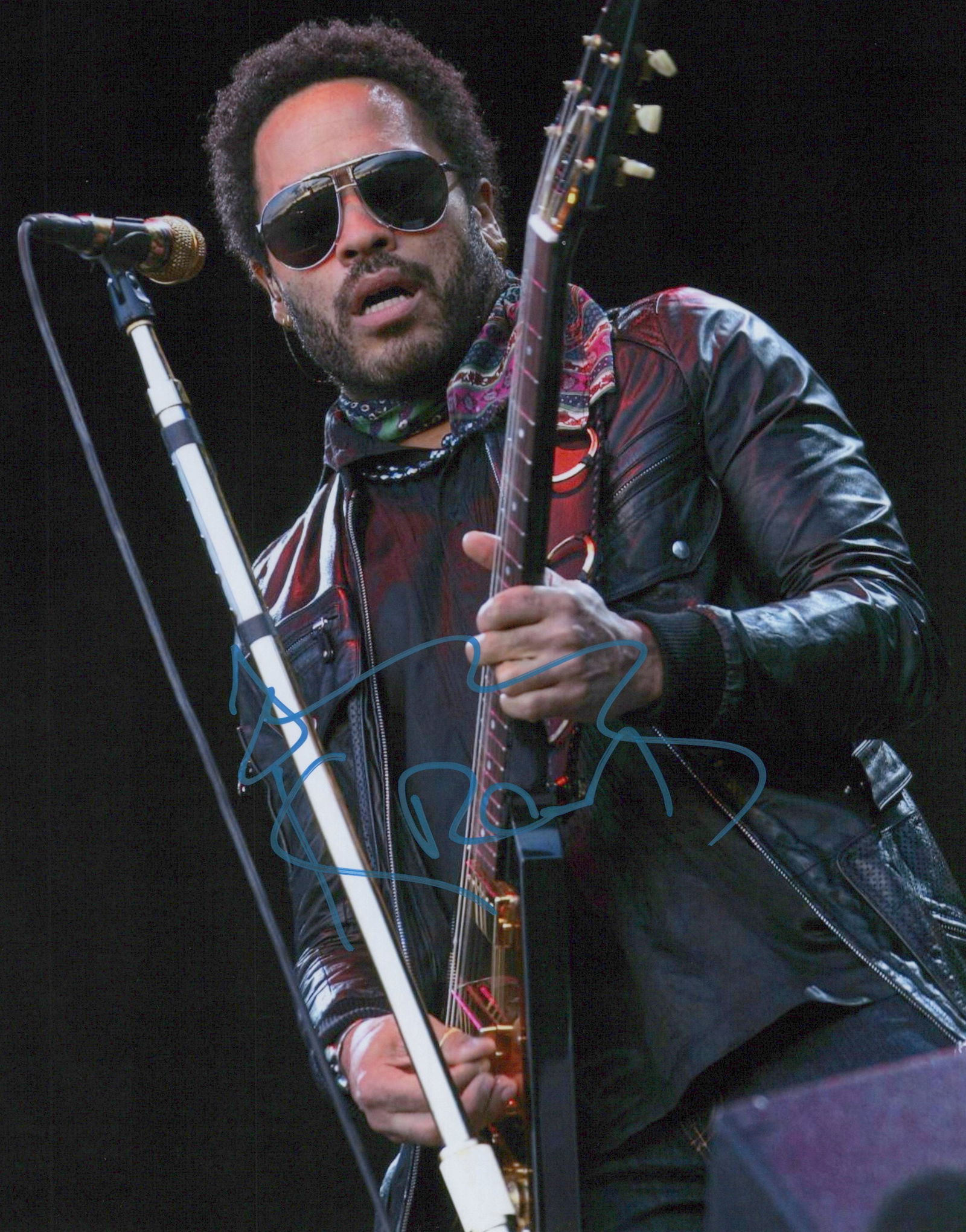 Lenny Kravitz MUSICIAN In Person Signed Photo (1 of 1)
