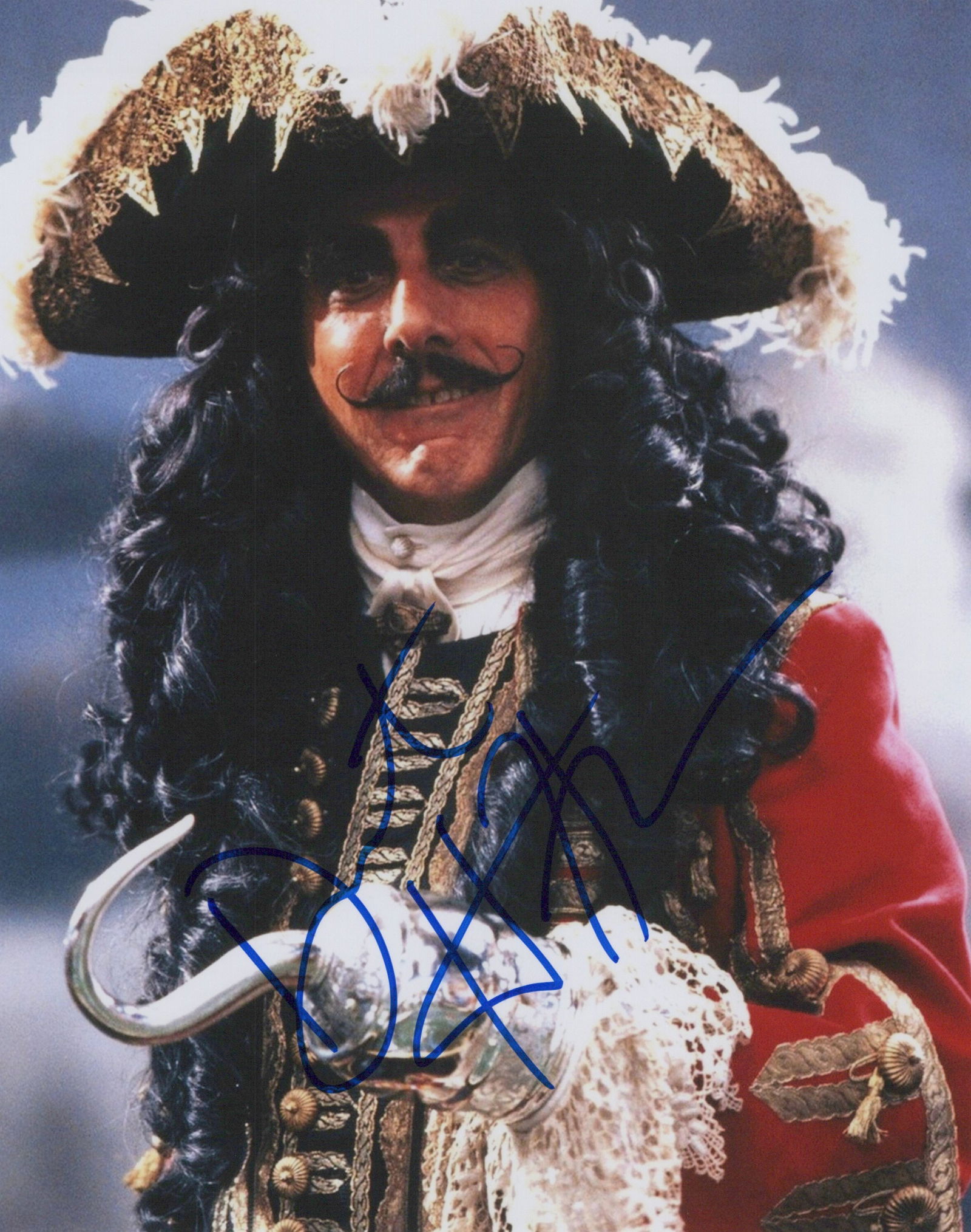 Dustin Hoffman HOOK In Person Signed Photo: Photo size is 8x10. Dustin Hoffman in person signed autographed photo from the movie HOOK. Dustin Hoffman as the character Capt. Hook