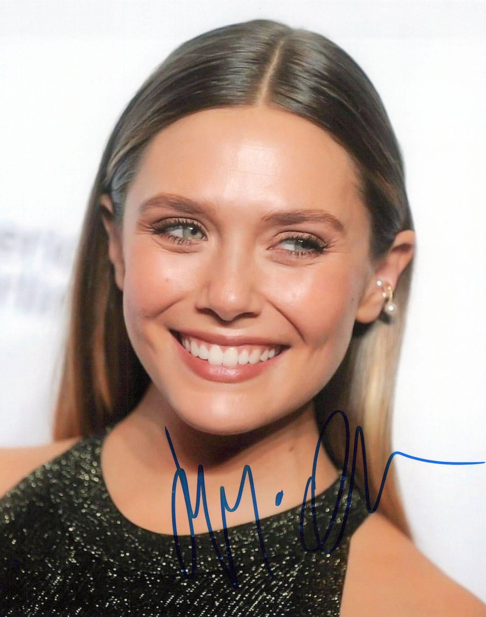 Elizabeth Olsen GORGEOUS In Person Signed Photo (1 of 1)