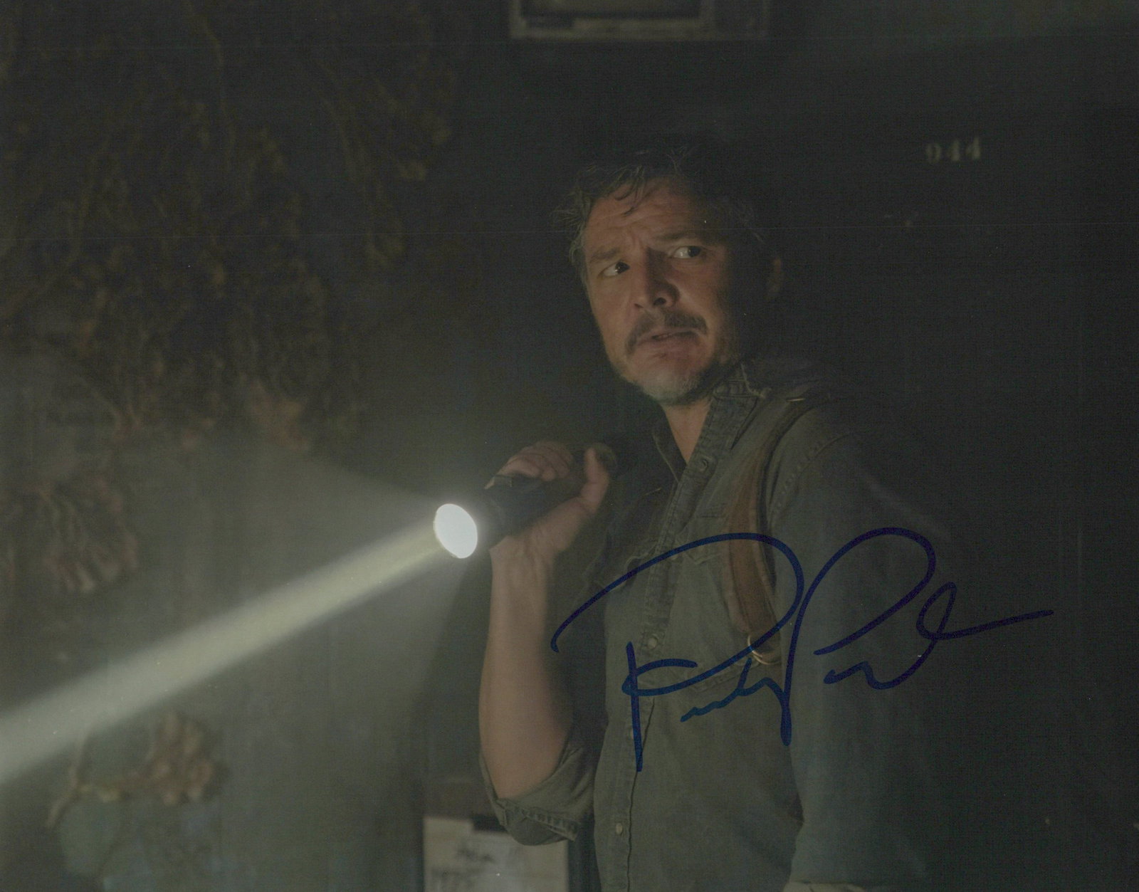 Pedro Pascal THE LAST OF US In Person Signed Photo (1 of 1)