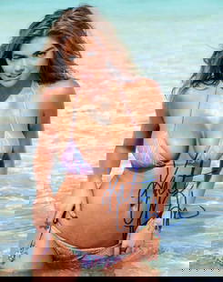 Kate Upton SEXY WET In Person Signed Photo: Photo size is 8x10. Kate Upton sexy in person signed autographed photo. Kate Upton has appeared in numerous SPORTS ILLUSTRATED MAGAZINES. As well as movies THE OTHER WOMAN, TOWER HEIST, and THE LAYOVE