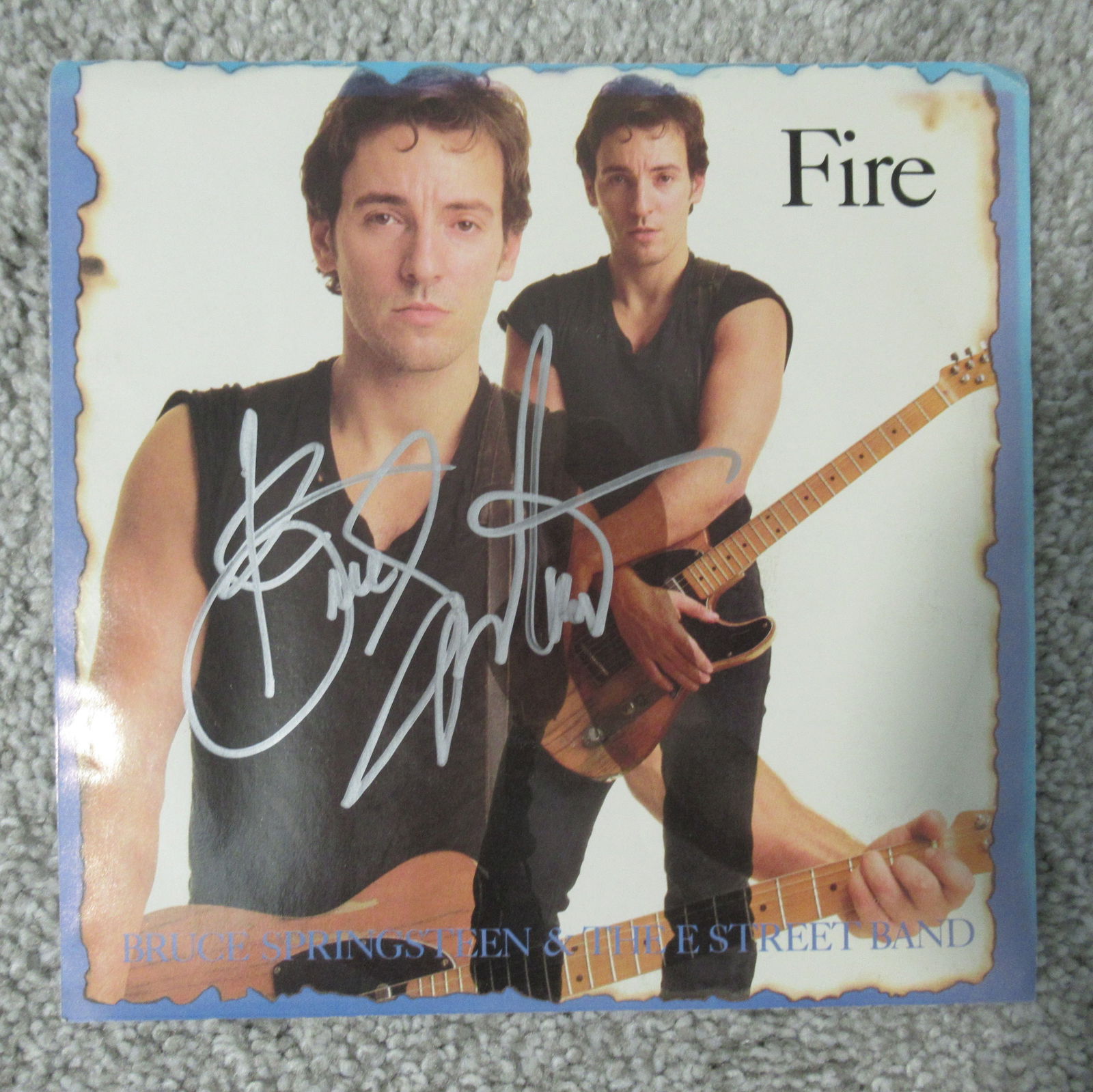 Briuce Springstein 45 RPM FIRE Signed Record Sleeve (1 of 3)