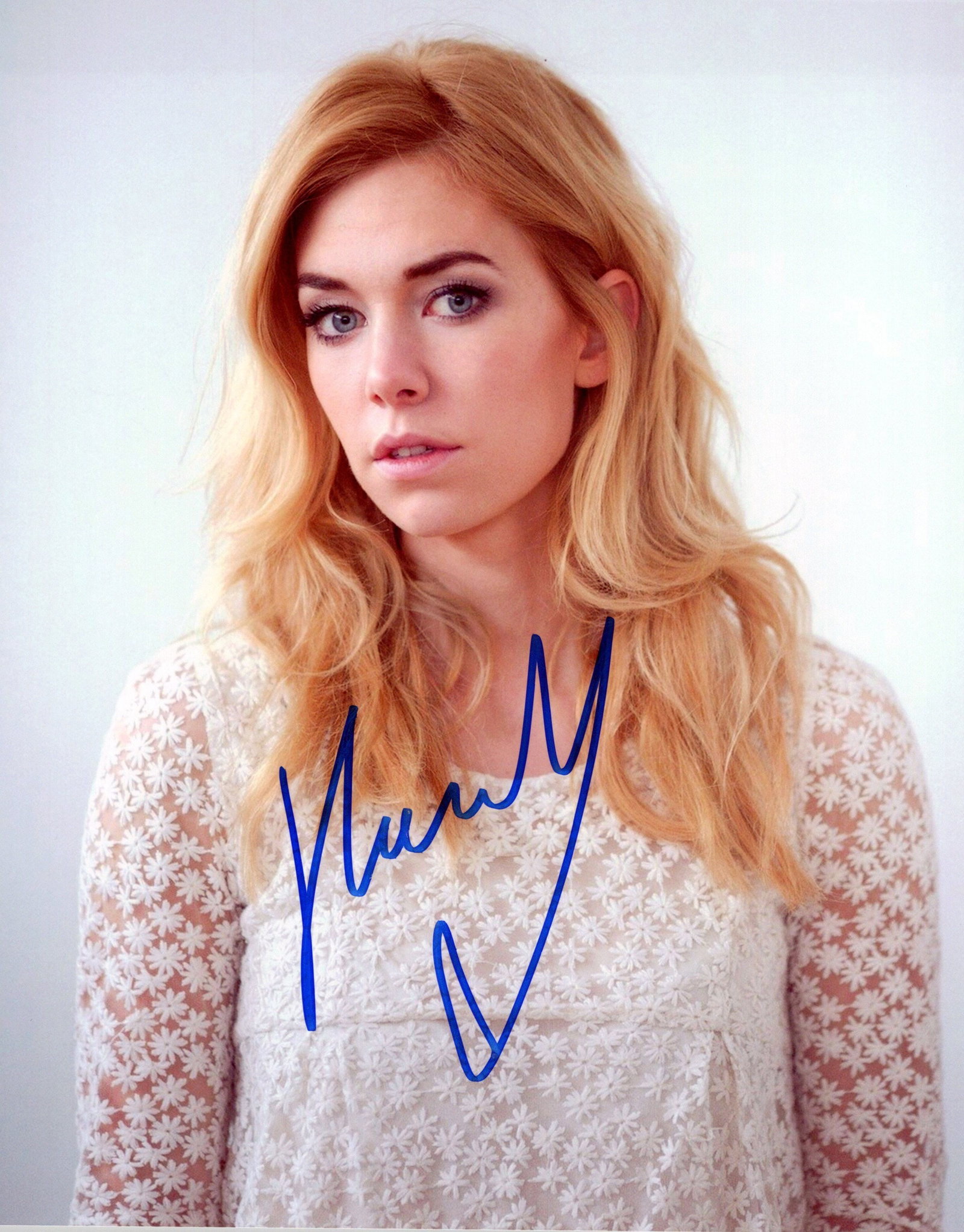 Vanessa Kirby THE CROWN / MI: FALLOUT In Person Signed Photo: Photo size is 8x10. Vanessa Kirby in person signed photo. Vanessa Kirby has done such movies as THE CROWN, MISSION IMPOSSIBLE FALLOUT, and THE FANTASTIC FOUR FIRST STEPS.