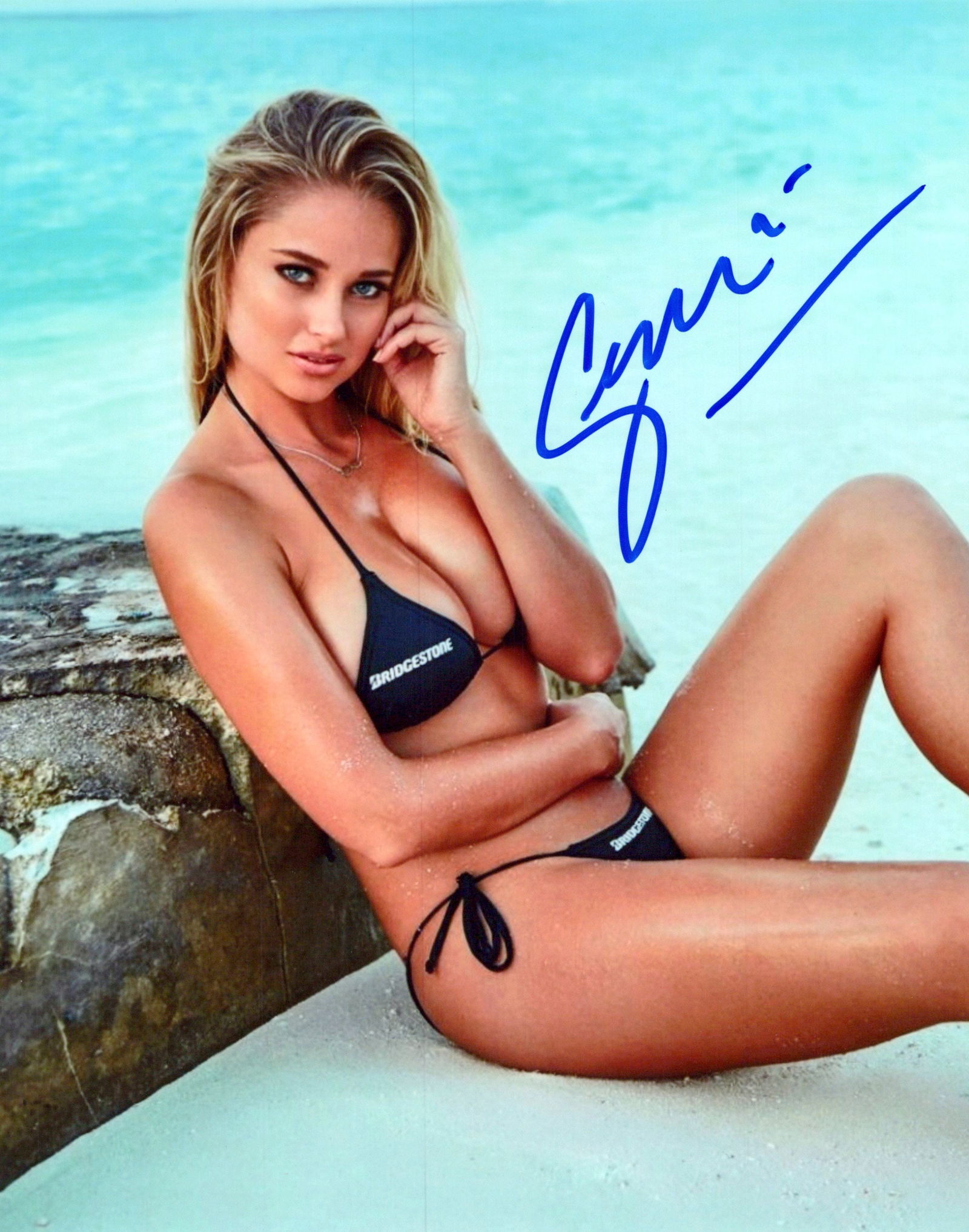 Genevieve Morton SPORTS ILLUSTRATED In Person Signed Photo (1 of 1)