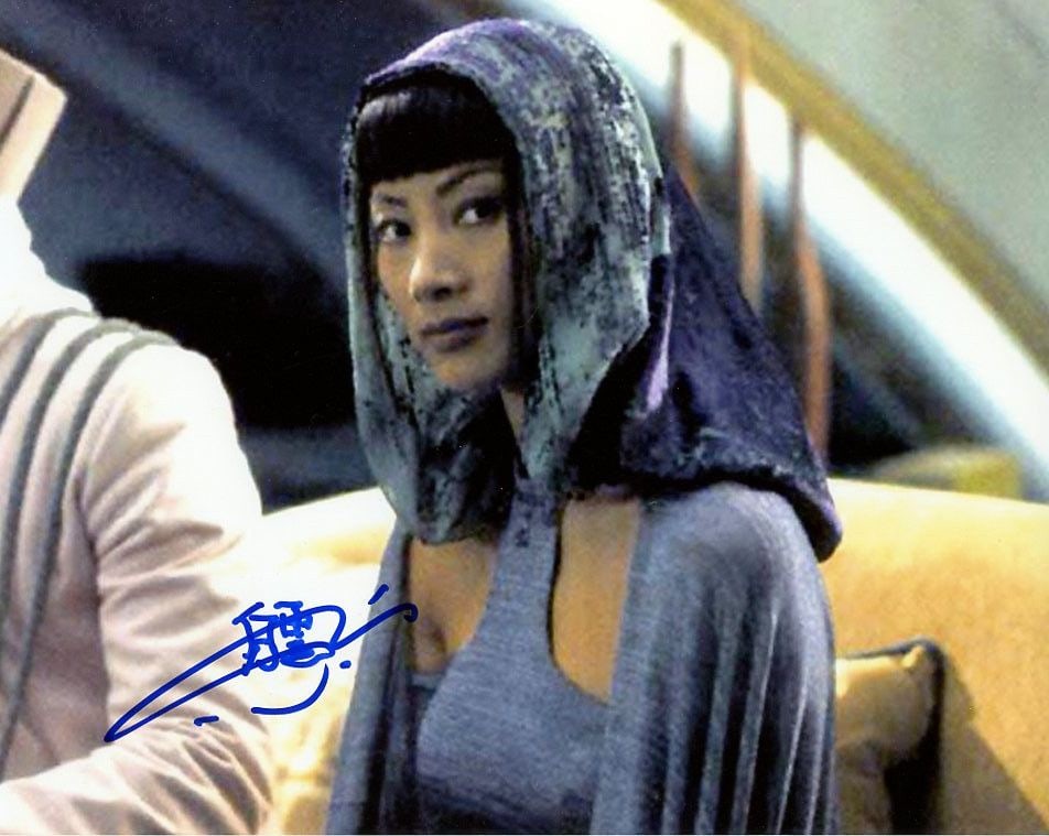 Bai Ling STAR WARS In Person Signed Photo (1 of 1)