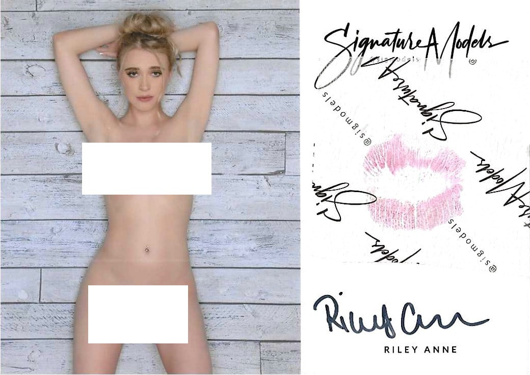 Riley Anne PLAYBOY / PENTHOUSE LIP PRINT KISS CARD In Person Signed Photo: Photo size is 5x7. PRIVATE SIGNING. Riley Anne in person signed sexy nude portrait. She has added a lip rent. This item was signed at an exclusive signing in photo shoot on May 16, 2025.