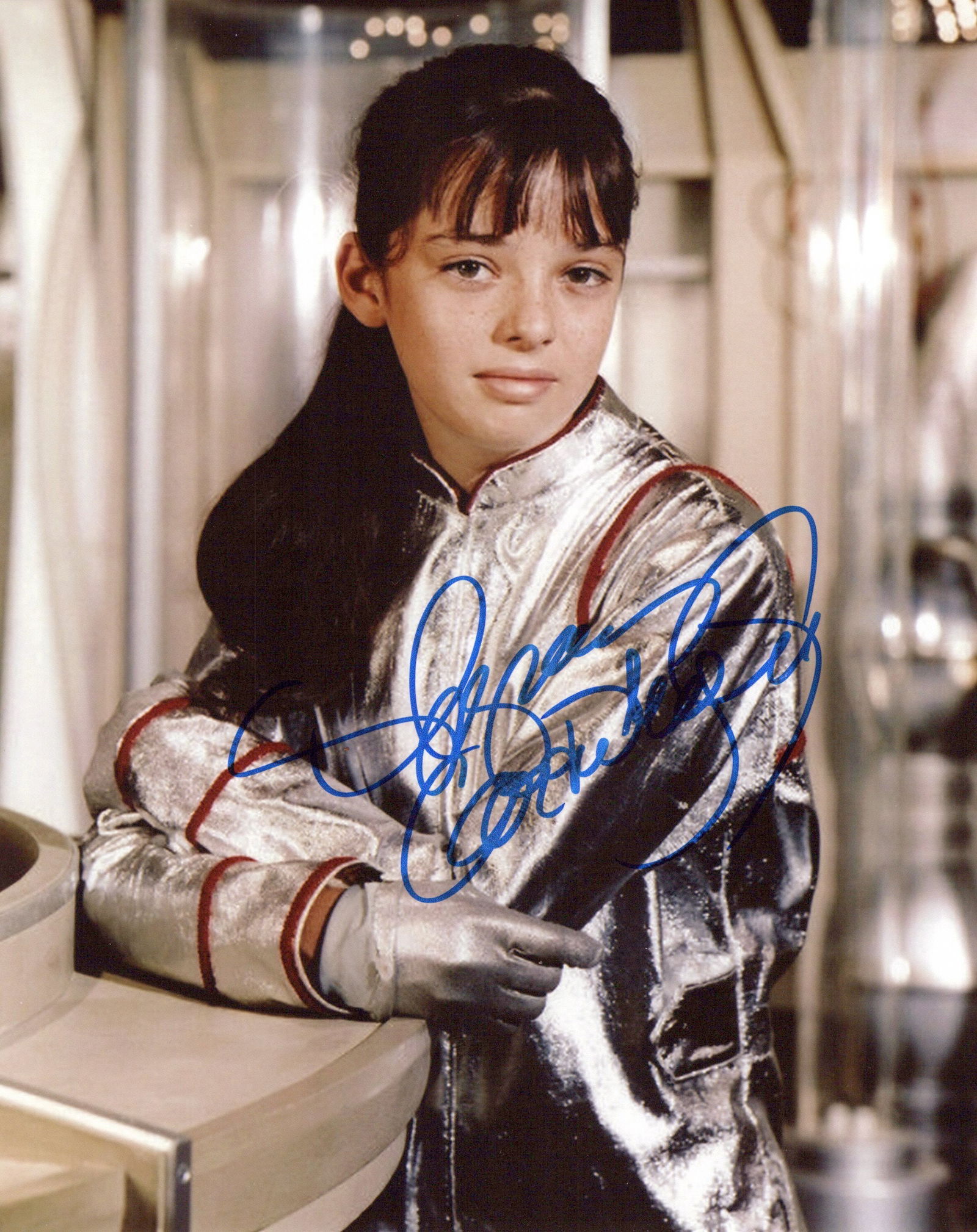 Angela Cartwright LOST IN SPACE In Person Signed Photo (1 of 1)