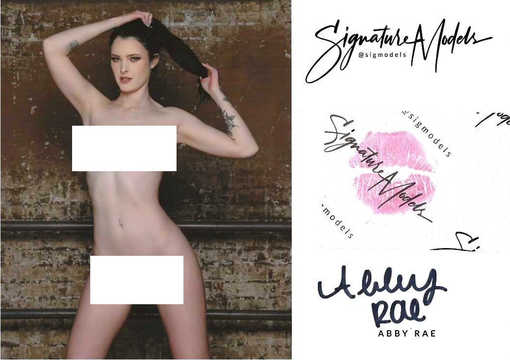 Abby Rae LIP PRINT KISS CARD In Person Signed Photo: Photo Size is 5x7. PRIVATE SIGNING. (THERE SEEMS OT BE A BAD SCAN HERE. THE DARK OUTLINE YOU SEE AROUND HER IS NOT IN THE REAL IMAGE) Abby Rae in person signed popular glamour model. 5x7 Color In Pers