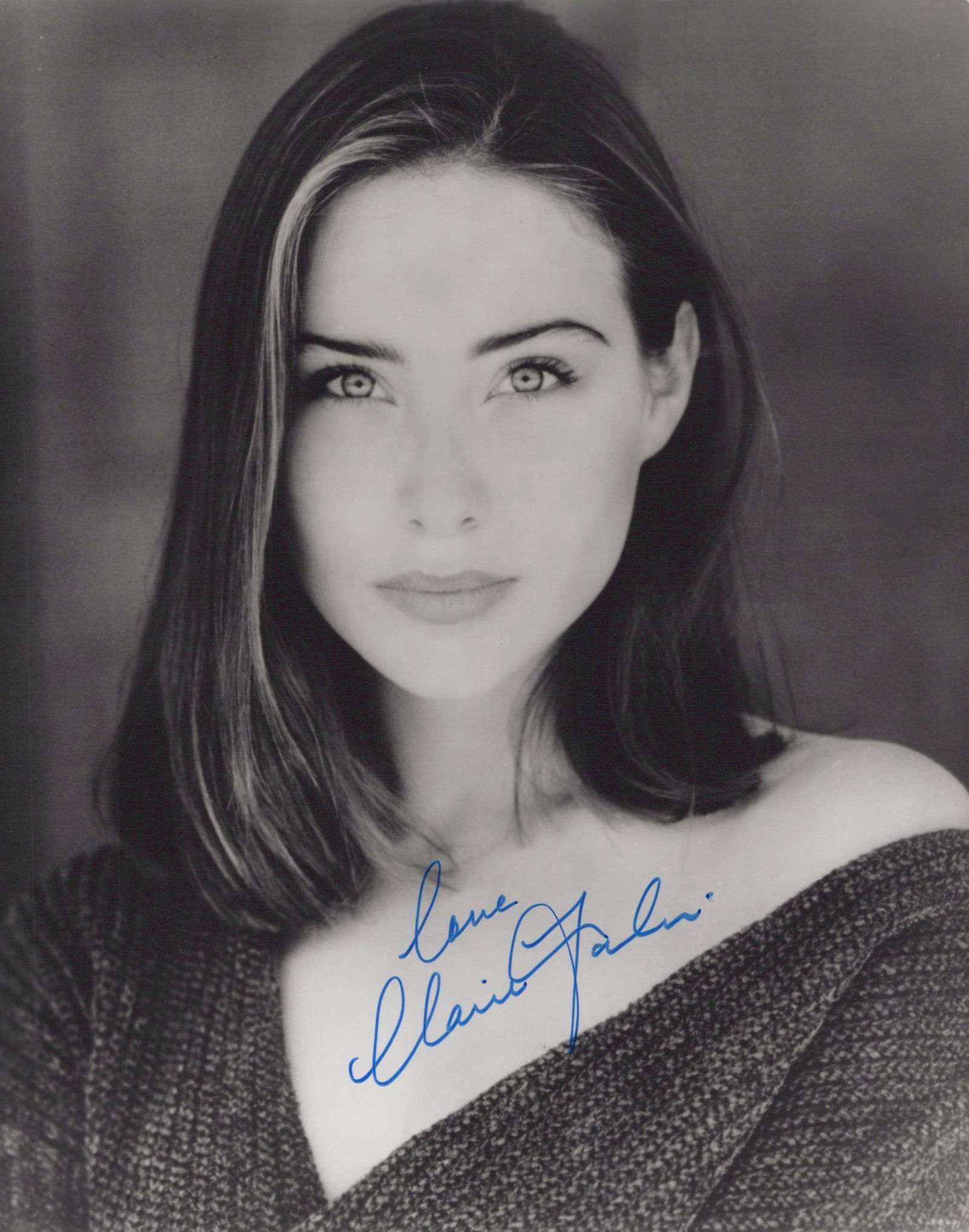 Claire Forlani MEET JOE BLACK In Person Signed Photo: Photo size is 8x10. Claire Forlani in person signed photo from the movie MEET JOE BLACK. Claire Forlani as the character Susan Parrish