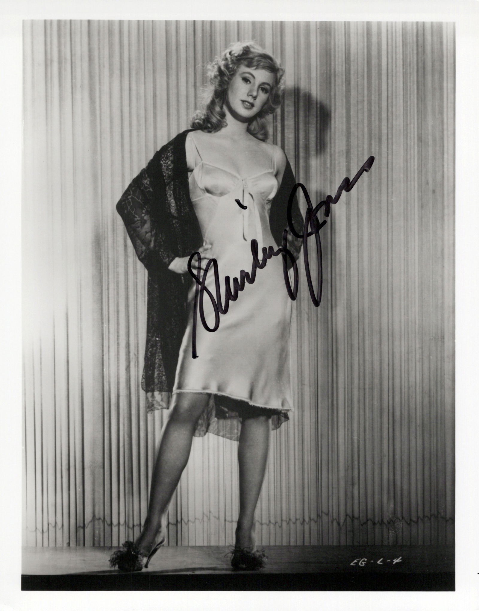 Shirley Jones PARTRIDGE FAMILY / CAROUSEL Signeded Photo (1 of 1)