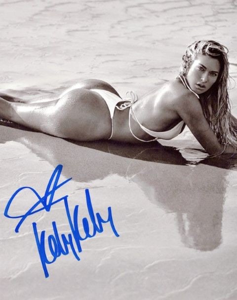 Kelly Kelly / Barbie Blank WWE In Person Signed Photo: Photo size is 8x10. PRIVATE SIGNING. Kelly Kelly / Barbie Blank sexy in person signed autographed photo. Barbara Jean Blank is an American model, actress, ring announcer, referee, reality television p