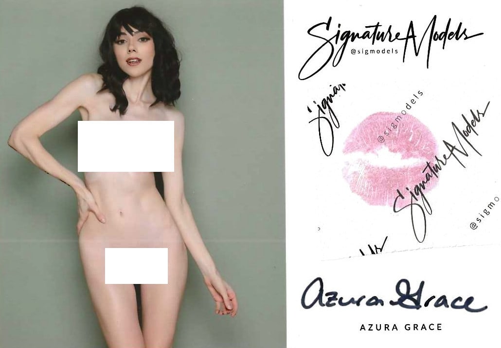 Azura Grace PLAYBOY / HUSTLER LIP PRINT KISS CARD In Person Signed Photo: Photo Size is 5x7. PRIVATE SIGNING. Azura Grace popular glamour model in person signed sexy nude portrait. She has also added a lip print. This was signed at an exclusive signing and photo shoot done 