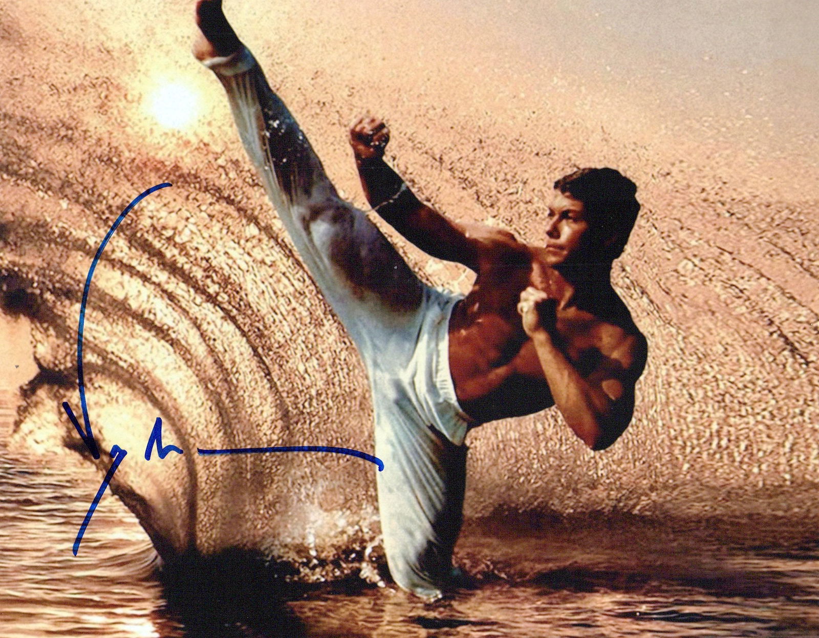 Jean-Claude Van Damme BLOOD SPORT / STREET FIGHTER In Person Signed Photo (1 of 1)